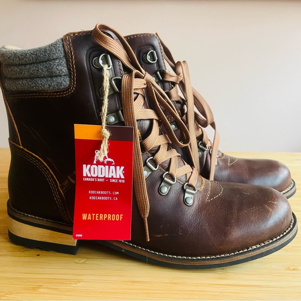 NWT Kodiak Waterproof Dark Brown Leather Boots